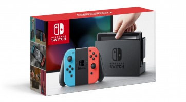 Valaki 30 ezer forintért árul egy üveg vizet, amit a Nintendo Switch eseményen kapott