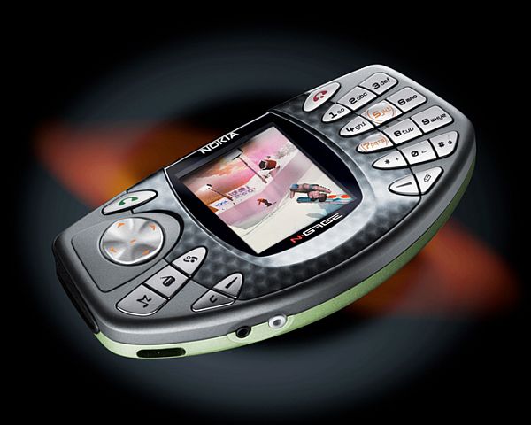 A SEGA Virtua Cop és az Alien Front nevű játéka Nokia N-Gage-en is