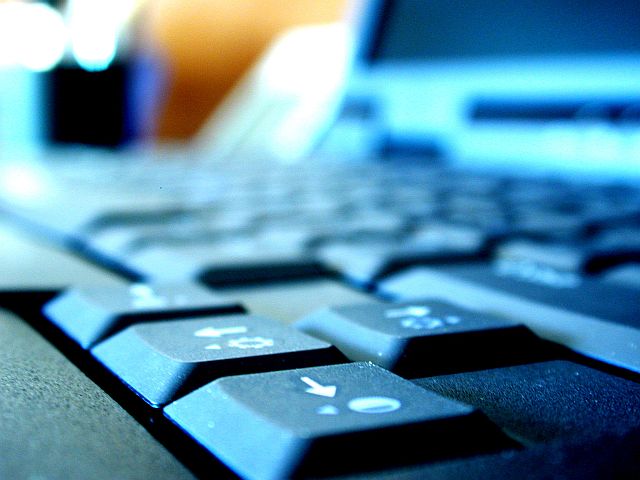 Az első hordozható PC két képernyővel