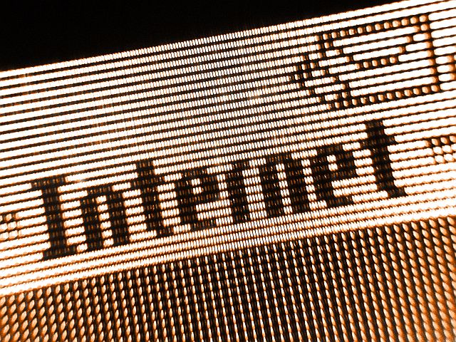 Az FCC asztalán az FBI internetlehallgatási javaslata