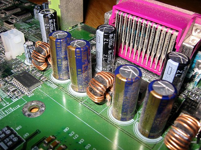 Az ABIT új nevet ad az LGA775 Prescott alapú alaplapoknak