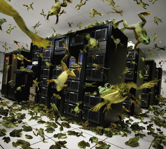 Tíz virtuális gép egyetlen processzorban