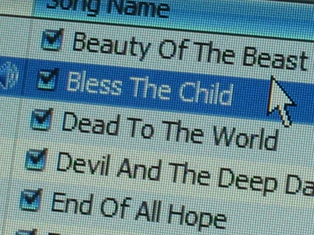 Az Apple beindította iTunes szolgáltatását Európában