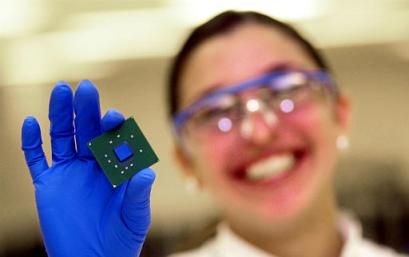 Alacsony feszültségű Intel Dothan processzorok július közepén