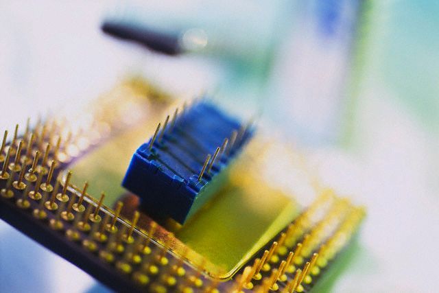 32/64 bites processzor: az Intel válasza az Opteronra