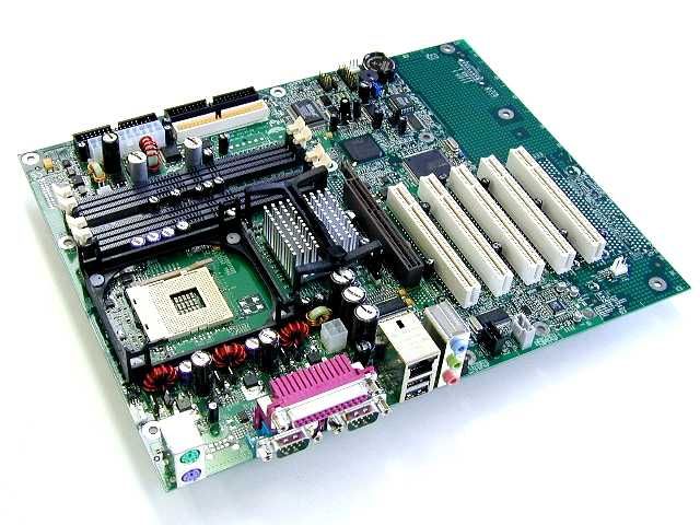 Tyan 64 bites Xeon alaplapok