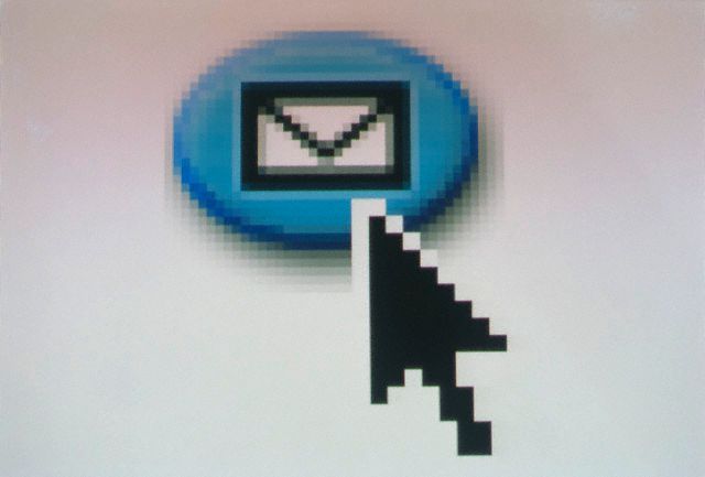 Fél év alatt 300 ezerrel több internetező