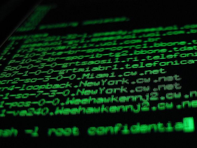 Dúl a háború a szerb, a horvát és az albán hackerek között