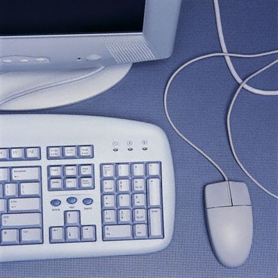 Várhatóan egyjegyűre esik vissza PC-eladások növekedése 2005-ben