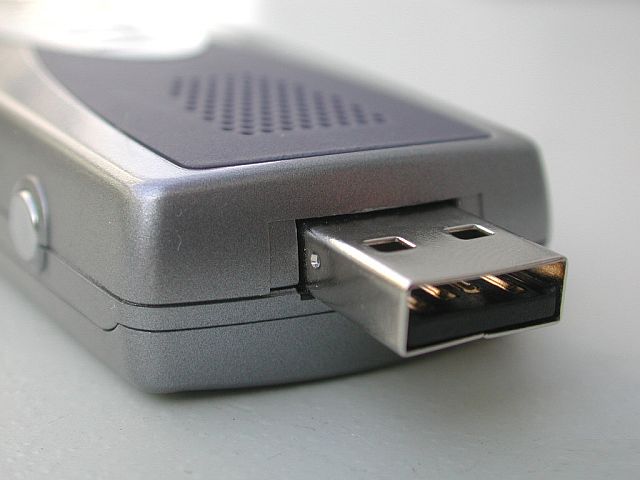 Szoftverhordozásra alkalmas USB eszközök