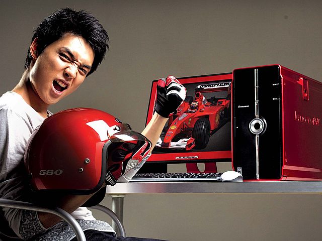 Amerikai cégek 350 millió dollárt fektetnek a Lenovóba, támogatva a Lenovo-IBM társulást