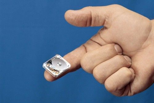 4 GB-os kisméretű merevlemezes meghajtó a Toshibától