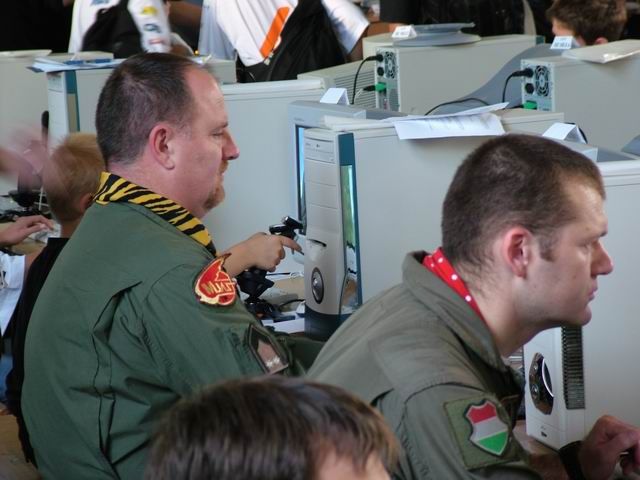 Aktív és virtuális vadászpilóták versenye szeptemberben