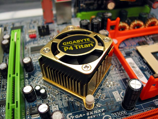 10%-kal emelkedhet a lapkakészletek ára