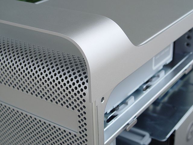 Intel processzoros Macintosh gépek csak jövő júniustól?