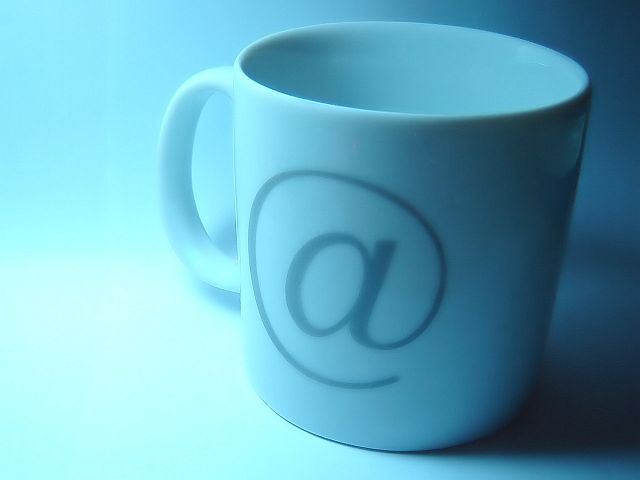 Minden harmadik európai rendelkezik internet-hozzáféréssel