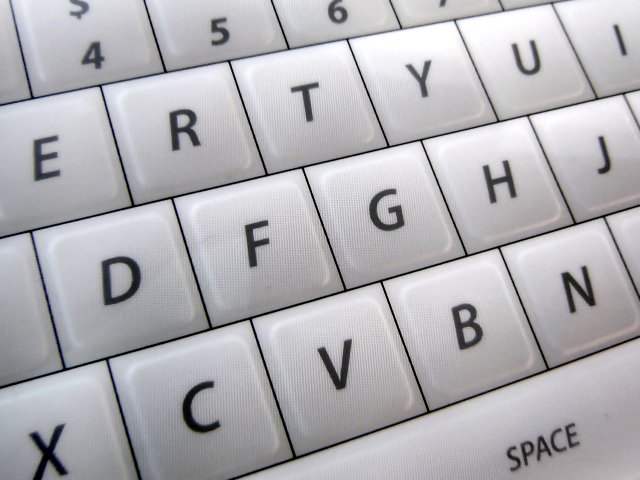 Bemutatta az Intel a 80 ezer Ft-os laptopját