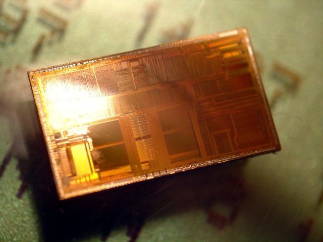 Elkészültek az első 45nm-es Intel Penryn mikroprocesszorok