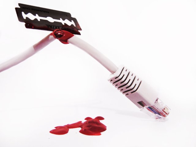 Akadozik az internet Ázsiában a földrengés miatt