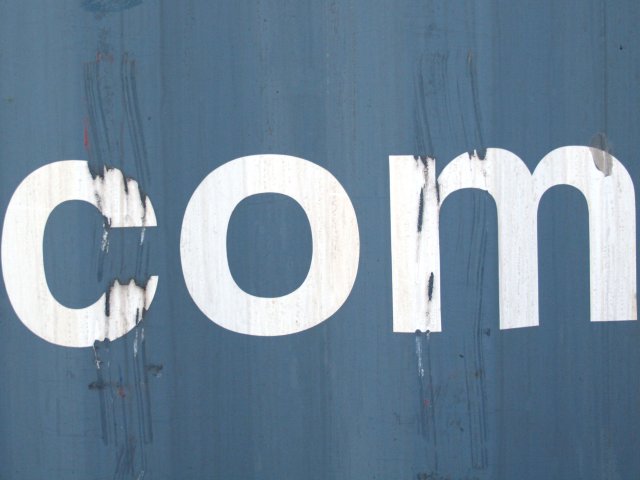 Sikeresen tesztelték a nemzetközi domaineket