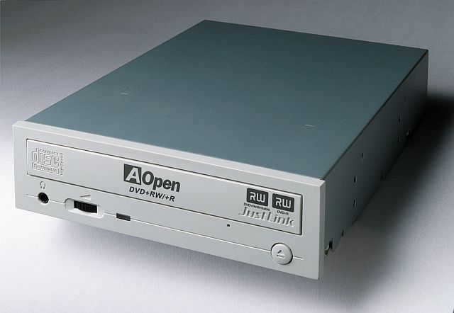 Tovább csökken a DVD újraírók ára