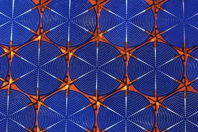 Napelemes mobiltöltőt fejlesztettek ki Japánban