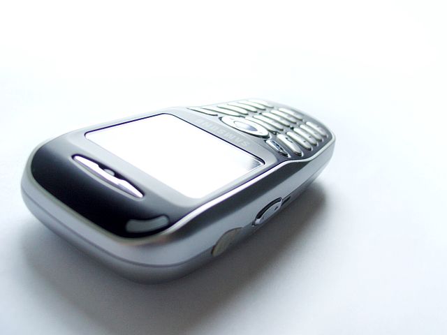 Samsung 3D mobiltelefon videojátékokhoz