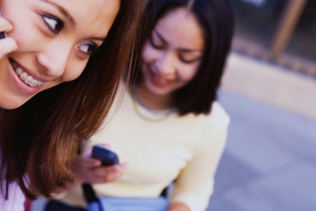 Újabb rekordot döntöttek a mobileladások