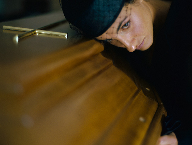 Egyre többen viszik a túlvilágra mobiljukat