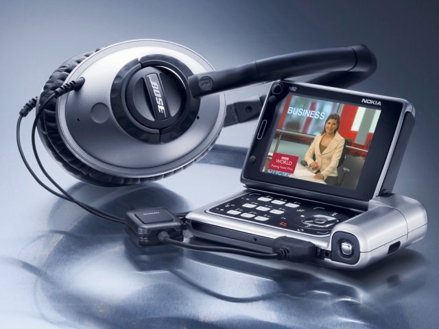 Egységes európai mobiltévé-szabványt szorgalmaz az EB