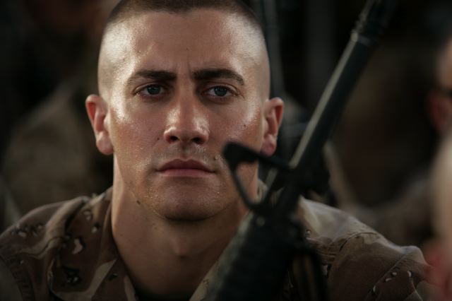 Bőrnyakúak filmkritika