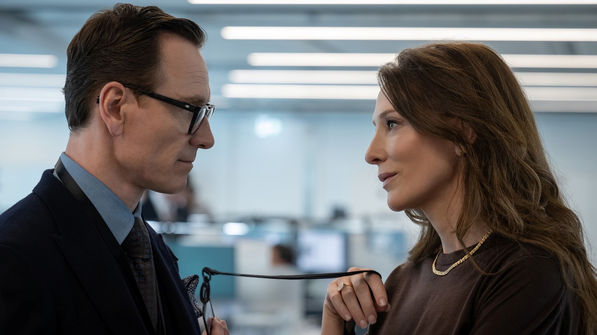 Fekete táska filmkritika