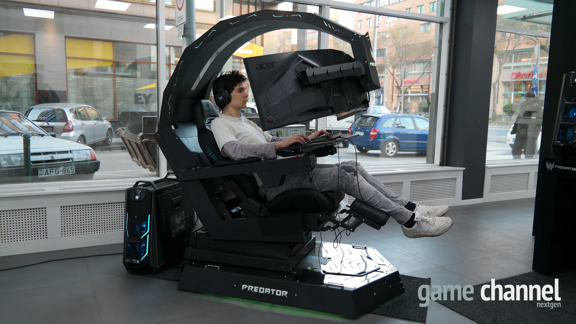 Kipróbáltuk az Acer Predator Thronost, a legdurvább gamer setupot