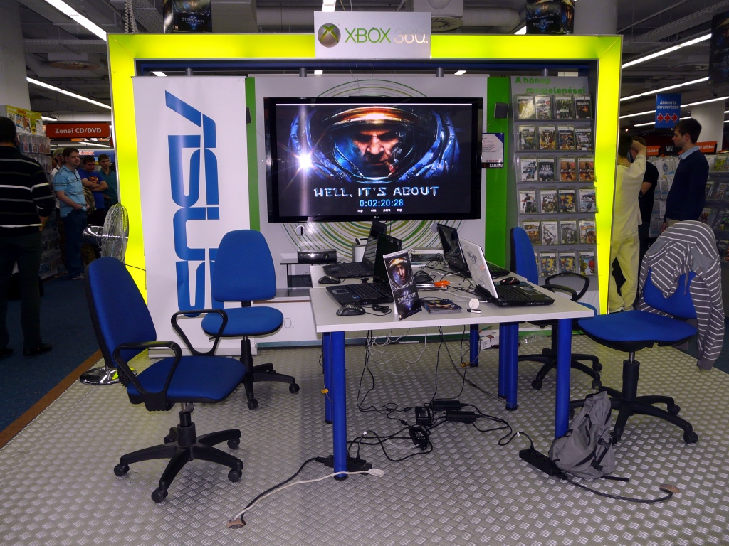 Starcraft 2 launch party – képes beszámoló