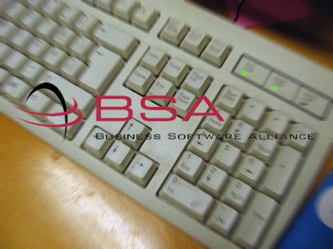 2,5 millió eurós bírság illegális szoftverhasználatért