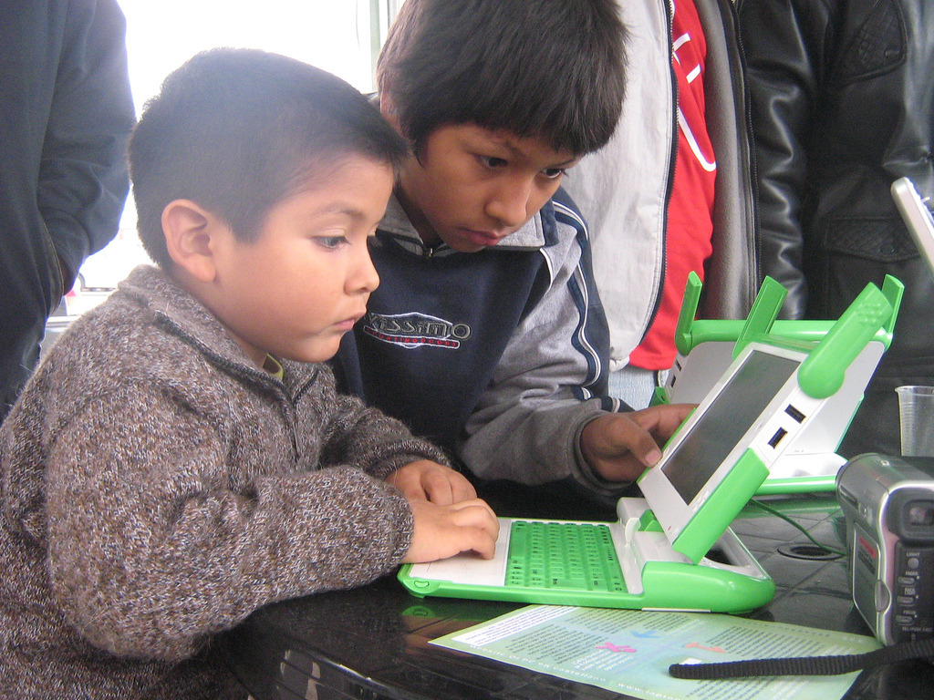260 ezer OLPC noteszgépet rendelt Peru