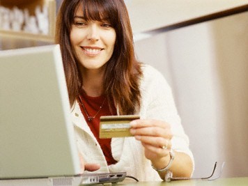 857 millió vásárló az interneten