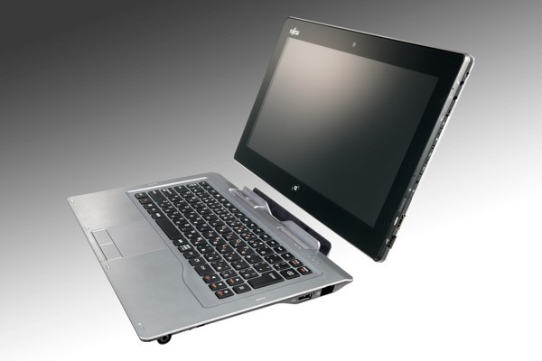 A Fujitsu bejelentette új Stylistic Q702 táblagépét