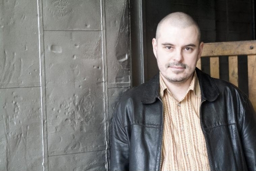 A LucasArts-hoz csatlakozott Clint Hocking egy be nem jelentett projekt kedvéért