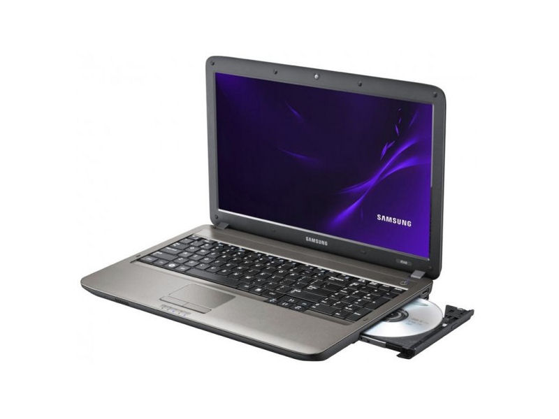 A Samsung piacra dobta a Core i3 370M CPU-val szerelt R540-es laptopját