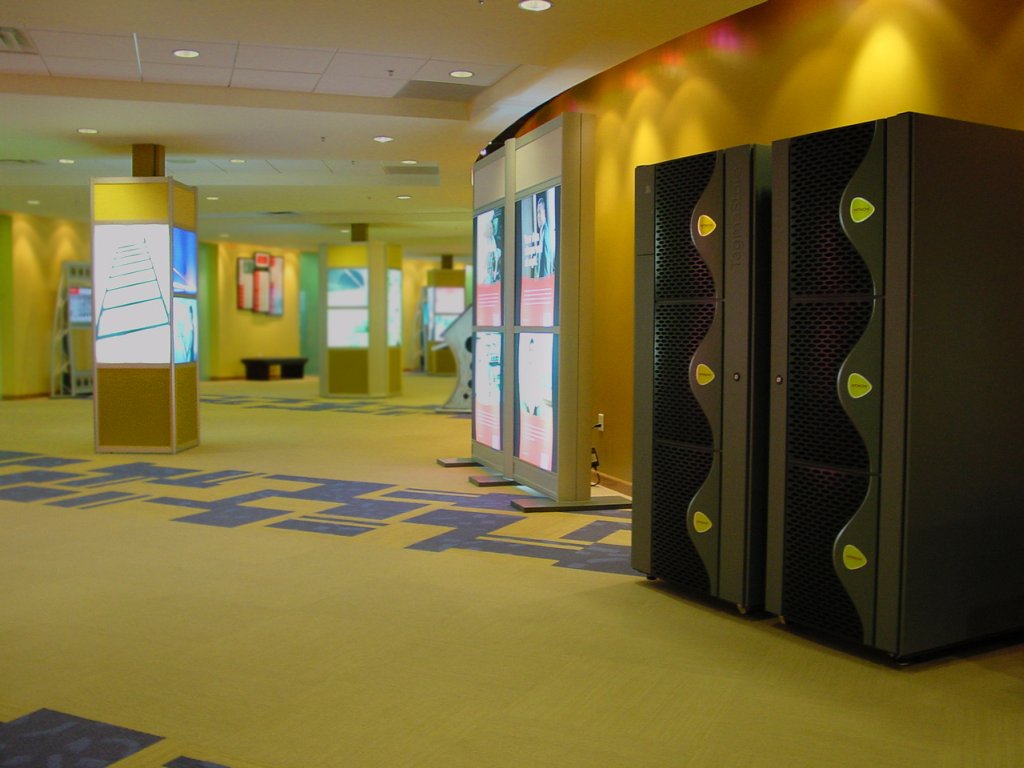 Adatkezelő céget vásárol az IBM