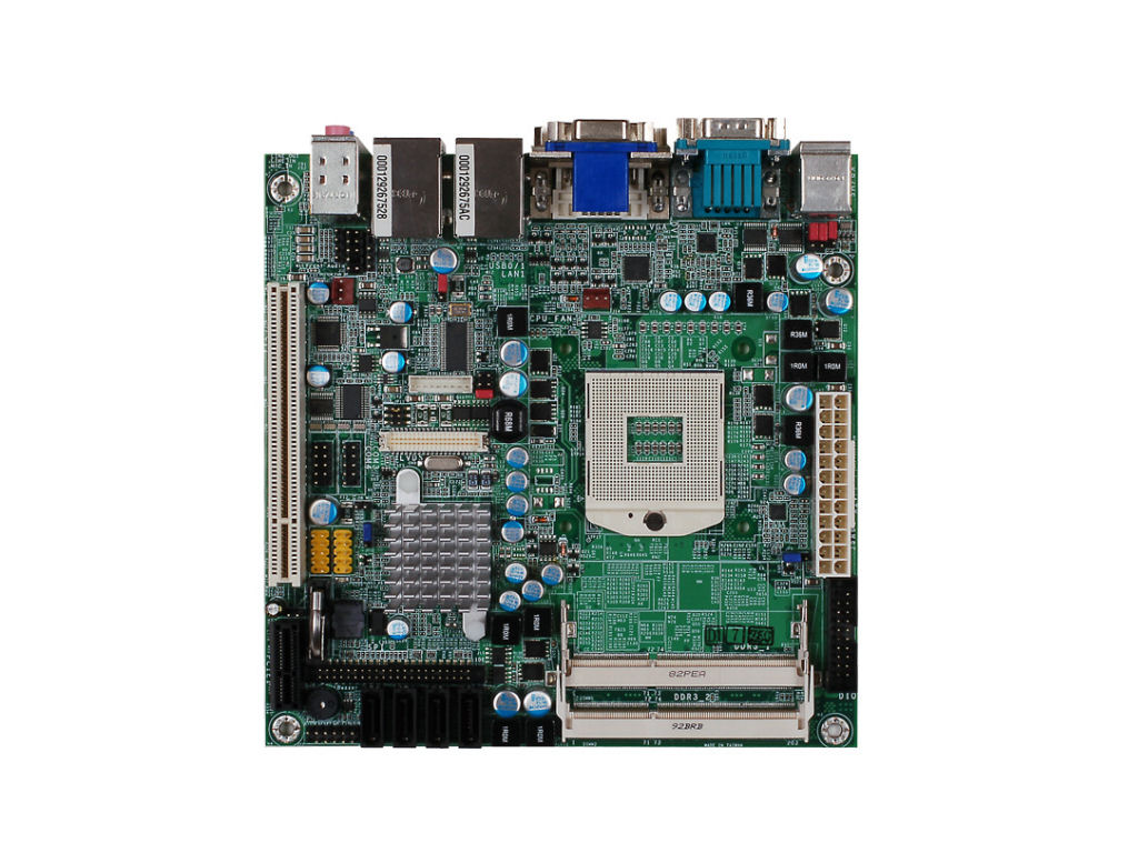 A DFI bemutatta új CP100-NRM alaplapját