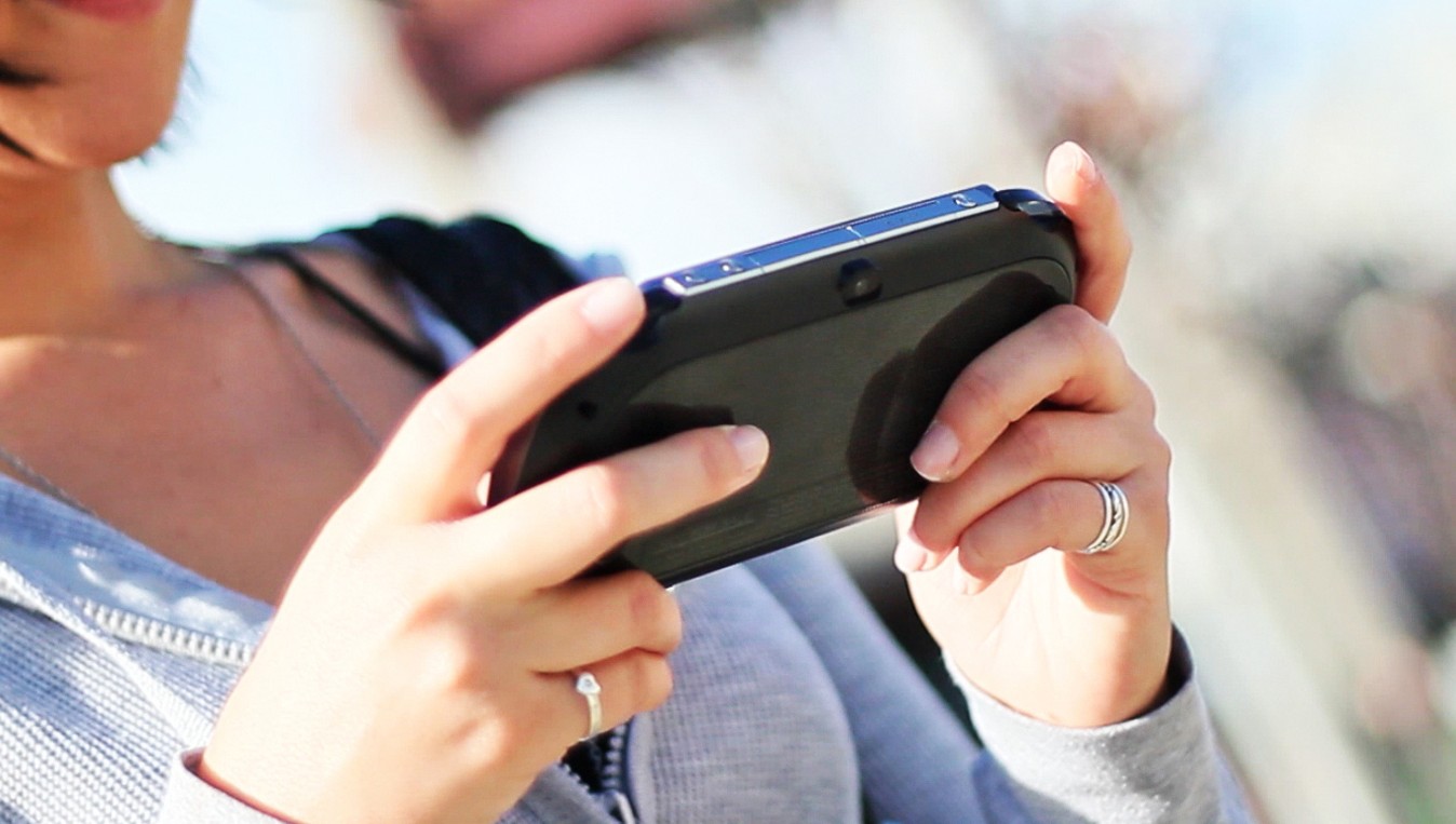 Akár több, mint 12 millió PS Vita is fogyhat idén az elemzők szerint