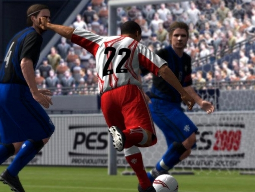 Aktuális UK best seller-ek: A pálma a Pro Evolution Soccer-é
