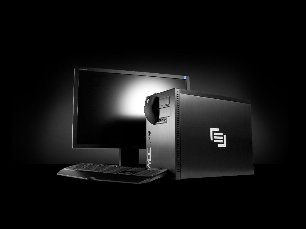 A Maingear bemutatta a hatmagos AMD CPU-val épített Vybe PC-jét