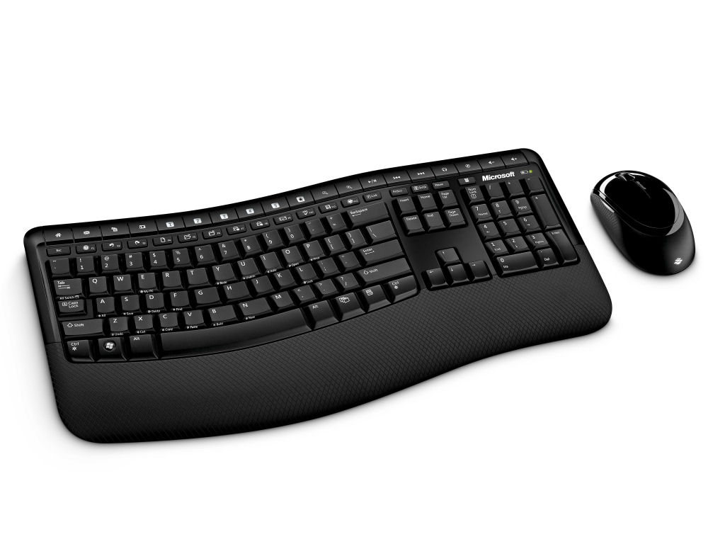A Microsoft bemutatta az új Wireless Comfort Desktop 5000 billentyűzet és egér párosát