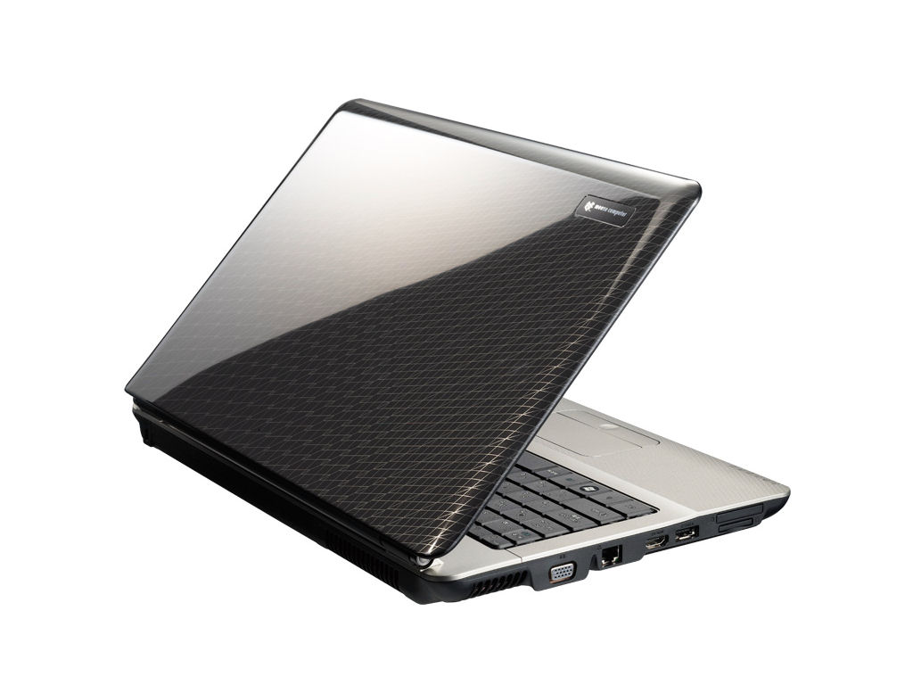 A Mouse Computer bemutatta új m-Book F laptopjait