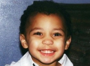 Anyja barátja verte halálra a négyesztendős kisfiút – Mert megzavarta játék közben