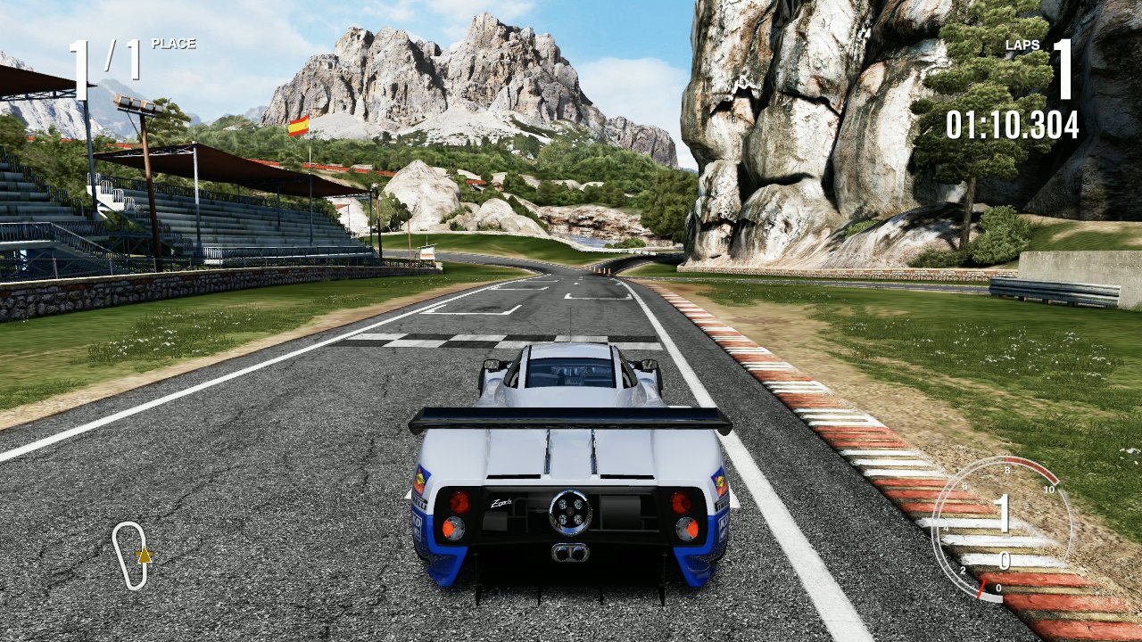 Április elején érkezik az Alpinestars Car Pack a Forza 4-hez