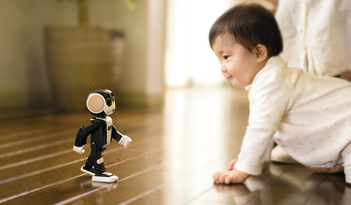 Apró robotba épített mobilt a Sharp